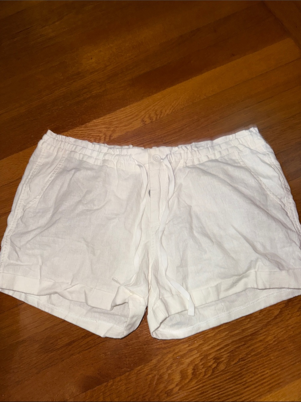 Old Navy White Drawstring Linen-Blend Athletic Shorts